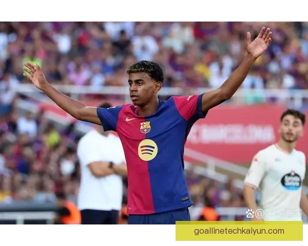 足球新星巨星榜的表现稳健，引发媒体广泛关注与讨论。